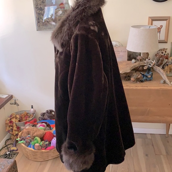 DENNIS BASSO WINTER COST - Picture 7 of 9